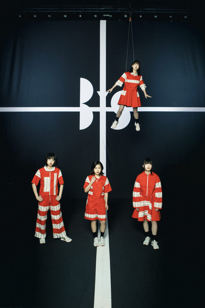 BiS、山田健人ディレクションの「CURTAiN CALL」MV『101回目のカーテンコール』公開