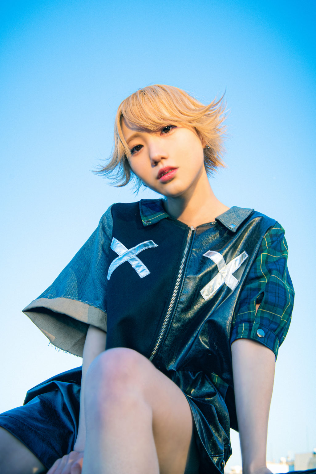 PIGGS、1stシングル『T.A.K.O』を4月にリリース&新アー写公開 StoryWriter