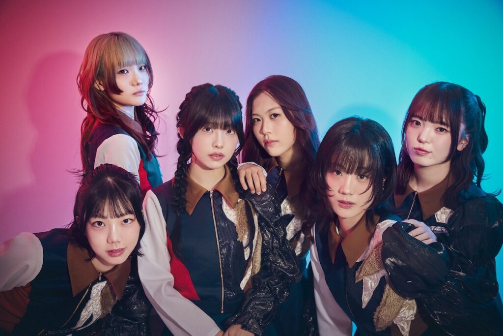 LiVSに新メンバー「バンビバンビ」「ヒイナマツリ」加入、新体制ビジュアルも公開