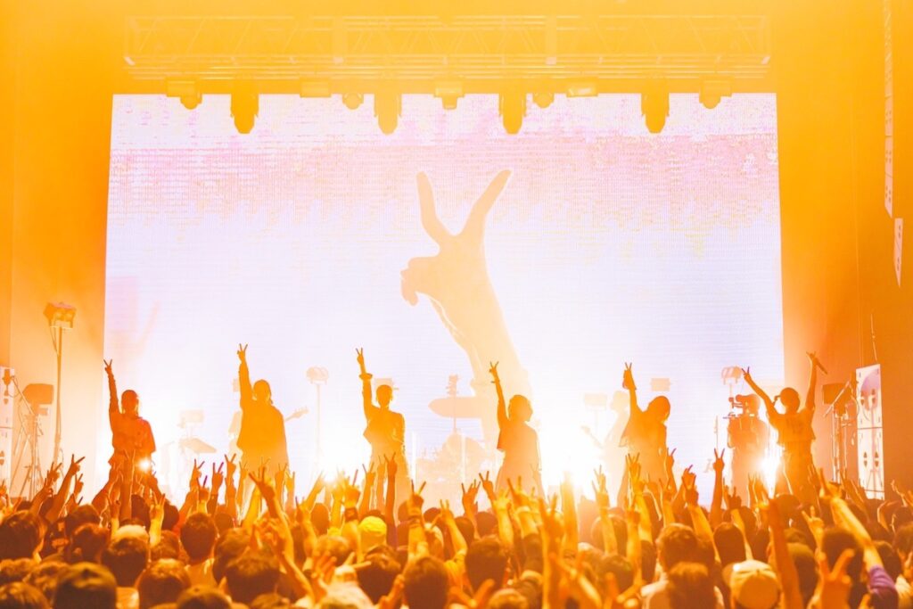 【LIVE REPORT】Finallyが超満員のZepp Shinjukuで開けた新しいドア、ライブハウスで掴み取ったメジャーデビュー
